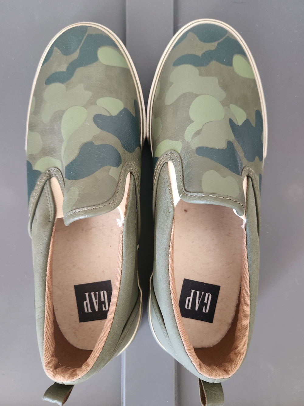GAP Kid’s Slip-On Camouflage Sneakers - Olive Camo